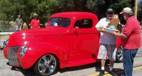 Jerry & Susan Tucker 1940 Ford Pickup Best of Show